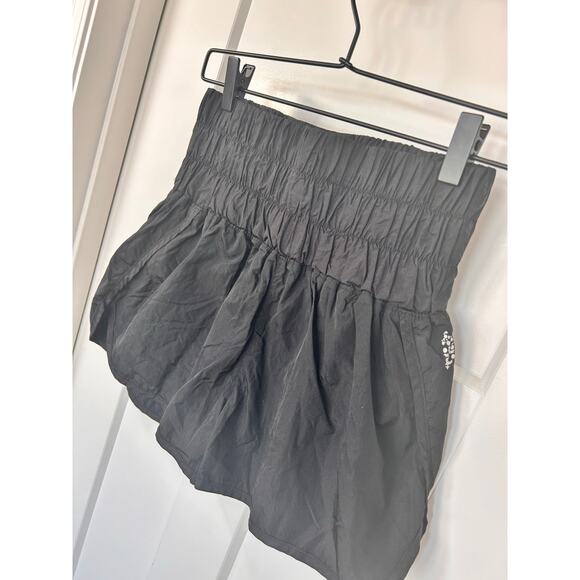 Free People Smocked Sporty Workout Movement Way Home High Rise Shorts Medium - Picture 4 of 12
